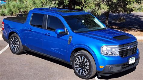 Paint-Matched Ford Accessory hood scoop and roof spoiler ...