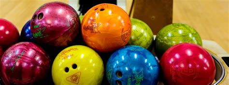 15 Best Bowling Balls to Buy in 2019 (Complete Buying Guide)