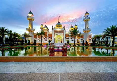 Pattani Stock Photos, Pictures & Royalty-Free Images - iStock