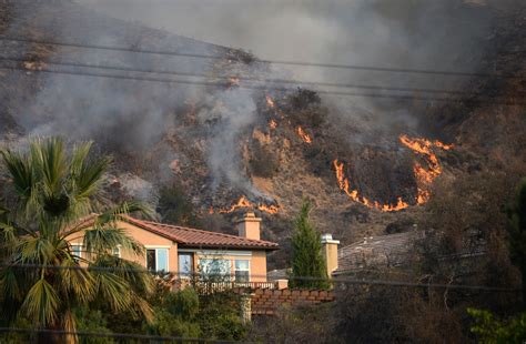 Colby fire wildfire burns more than 1,700 acres, destroys 5 homes