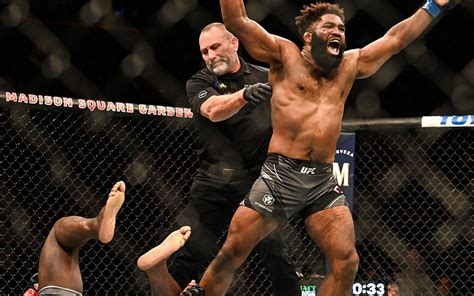 UFC 268: MMA Twitter reacts to Chris Curtis' incredible comeback with ...