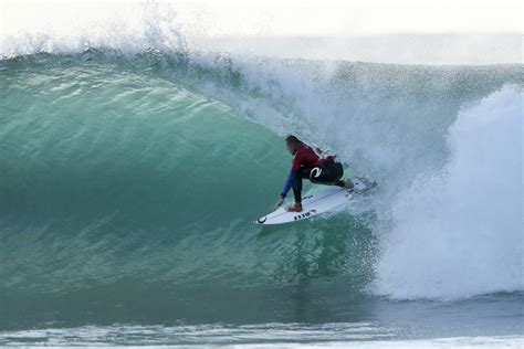 Fanning Surfs to Victory with Dolphins - not Sharks! - at J-Bay Open in South Africa - SAPeople ...