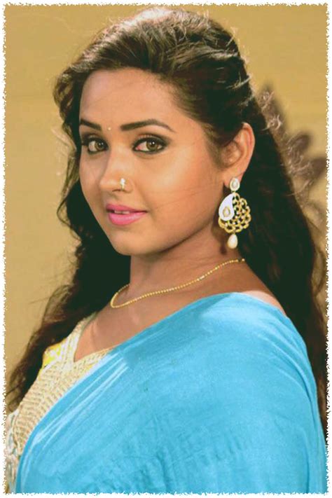 online movie gossip: काजल राघवानी का जीवन परिचय । Kajal Raghwani ...