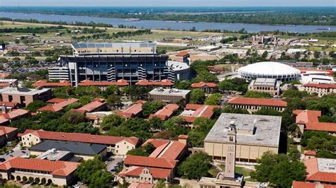 'Stay at home' order prompts shutdown of LSU campus