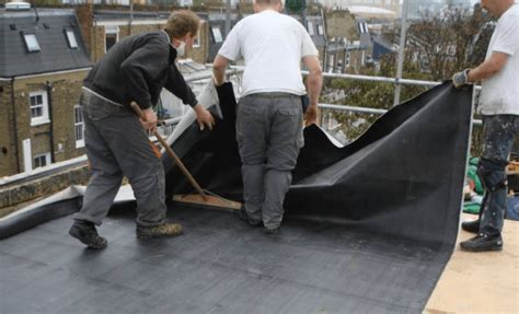 Learn about rubber roofing rolls - The Break Breaker