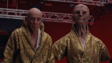 Snoke Actor Star Wars Snoke's Backstory Finally Explained By 'last Jedi' Book And Serkis - The ...