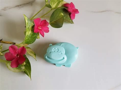 Hippo Shaped Glycerin based handmade Organic Moisturizing milk Soap ...