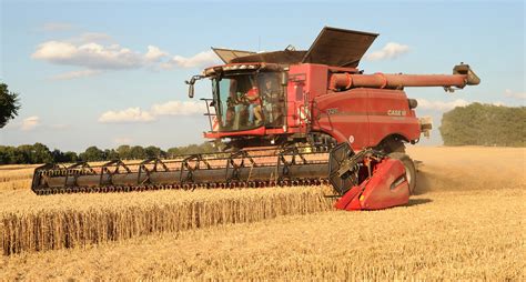 New breed of combine: Case IH's latest harvesters break cover - Agriland.ie