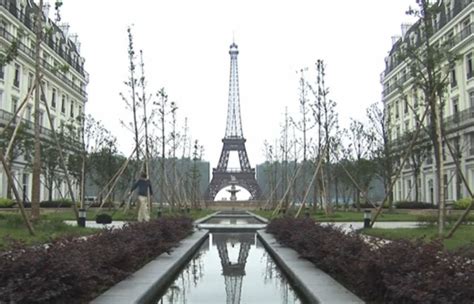 Best Eiffel Tower Replicas in the World - Invisible Themepark