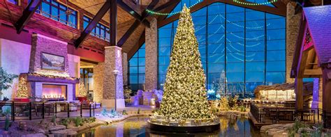 Christmas Resort in Colorado | Christmas at Gaylord Rockies