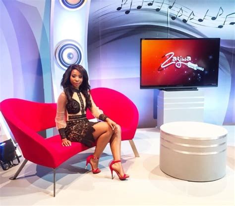 PEARL MODIADIE IS EXPECTING HER FIRST CHILD! | Daily Sun