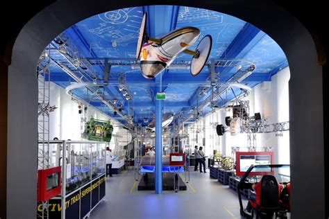 Glasgow Science Center for Adults and Children: How to Visit