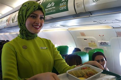 Citilink unveils new hijab uniform, Ramadhan menu - News - The Jakarta Post