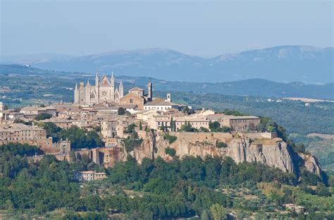 A Complete Guide to Orvieto: The Hidden Gem of Italy - The Wanderlust Rose