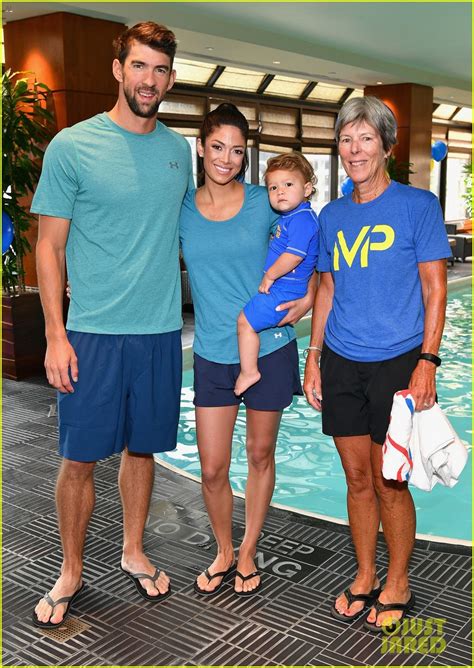 Michael Phelps & Adorable Family Team Up with Huggies!: Photo 3944089 ...