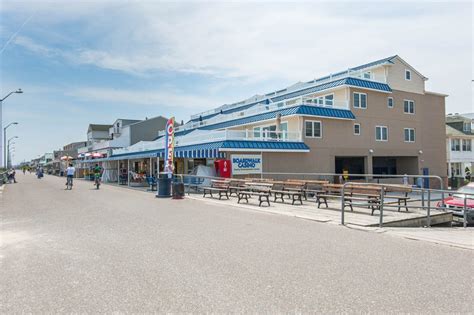 shops along beach in sea isle city nj