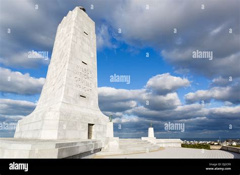 The Wright Brothers Monument, Wright Brothers National Memorial, Kill ...