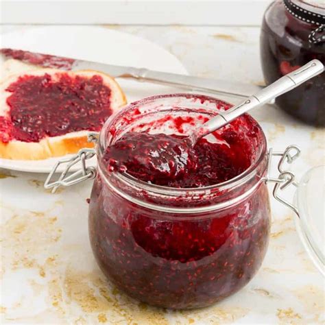 Homemade Raspberry Jam: Bursting with Fruit Flavor (No Pectin) - Veena Azmanov Kitchen