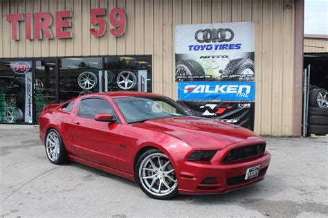 Ford Mustang GT S197 Red Ferrada FR2 Wheel | Wheel Front