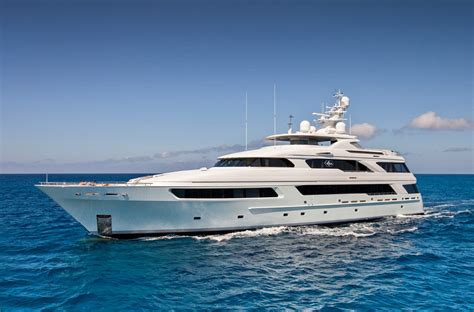 Delta Marine Victoria Del Mar Superyacht: Features, Photos & Specifications - itBoat