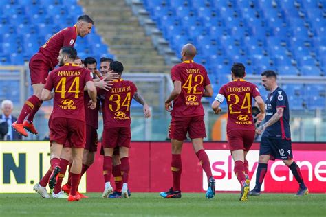 Serie A, highlights Roma-Cagliari 3-0: tabellino, video streaming e gol