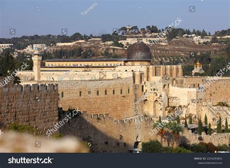 Jerusalem Old City Landmarks City Walls Stock Photo 2233293851 ...