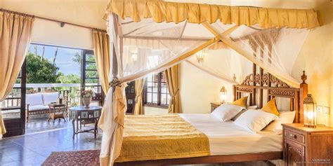 Top 10 Luxury Kenya Beach Resorts & Hotels – SafariBookings