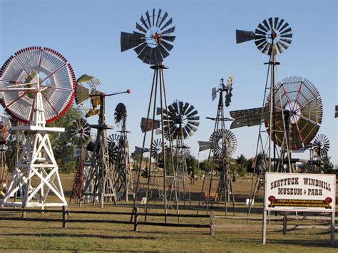 Shattuck Windmill Museum | Rock Ridge Windmills