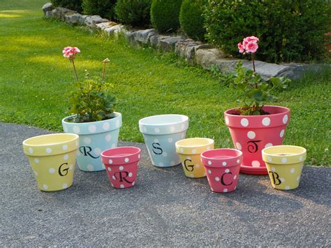 Cute and colorful flower pots! | Clay flower pots, Colorful flower pot ...