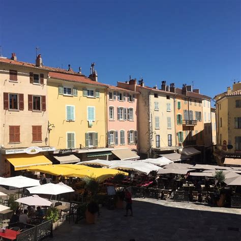 Destination Run: The Cliffs & Beaches of Hyeres, France | RunnerClick