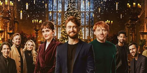 Harry Potter Reunion Image Unites 10 Original Franchise Stars