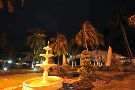 Waterfront Insular Hotel Davao - Waterfront Hotels & Casino