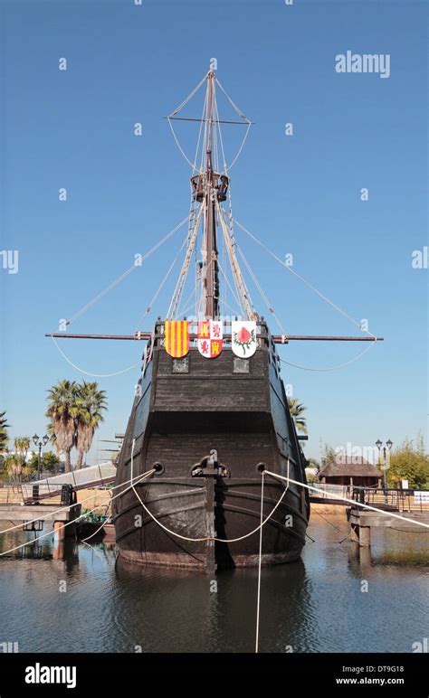 Santa maria ship replica hi-res stock photography and images - Alamy