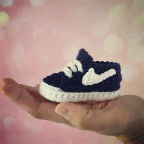 Nike DIY Crochet Baby Booties – Shoes Post