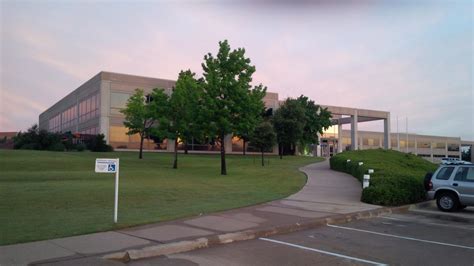 AT&T Irving Training Campus, 6301 Colwell Blvd, Irving, TX, Apartments - MapQuest