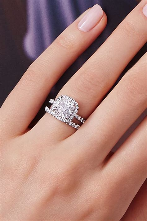 33 Gorgeous Harry Winston Engagement Rings | Harry winston engagement rings, Harry winston ...