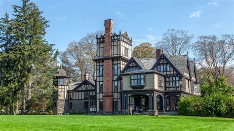 Sally Jessy Raphael lists her Elizabethan-style Tudor mansion