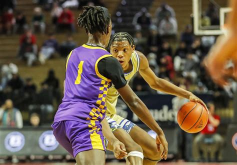 Rutgers basketball commit Ace Bailey shines against No. 3 Camden at The ...