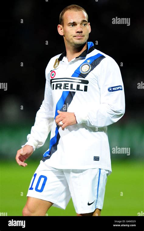 Wesley sneijder inter milan hi-res stock photography and images - Alamy