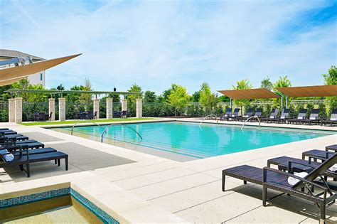 Hotel Day Passes in Dallas | Hotel Pool Passes Starting at $25 | ResortPass