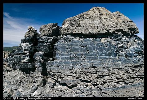 Picture/Photo: Obsidian rock formation. Newberry Volcanic National Monument, Oregon, USA