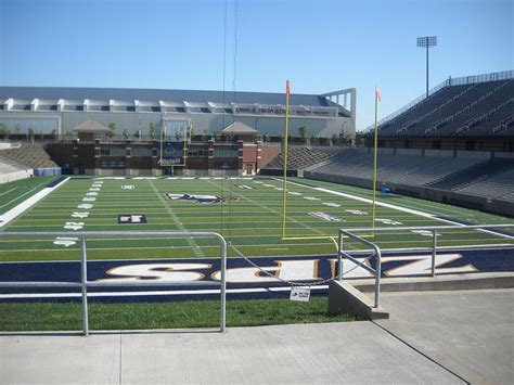 Small College Football Teams with Really Nice Stadiums | TigerDroppings.com