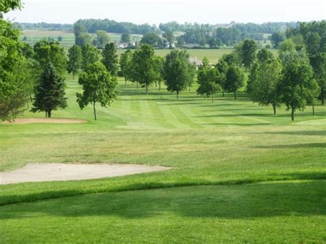 Crystal Springs Golf Club, Hopewell, Ohio - Golf course information and reviews.