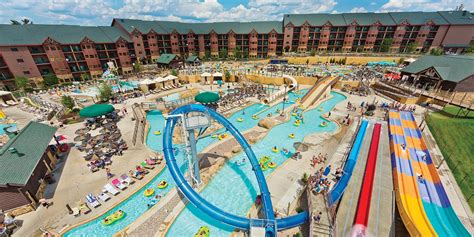 Glacier Canyon Lodge at the Wilderness Wisconsin Dells | WisDells