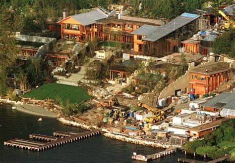 16 Crazy Facts About Bill Gates’ Magnificent $150 Million Mansion