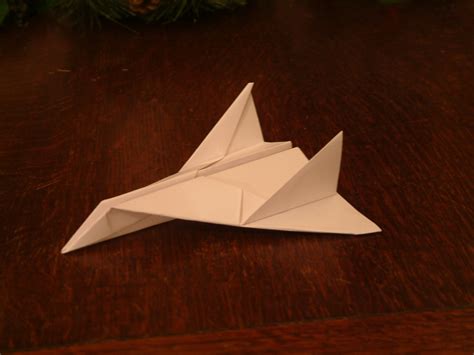 Paper Aeroplane: Thunder Bomber : 4 Steps - Instructables