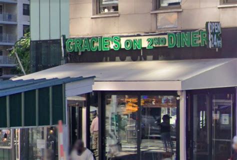 Gracie's Diner Prepares For One-Block Move | East Side Feed