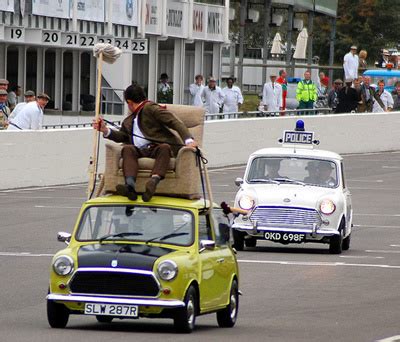 Image - Mr-bean-mini-in-a-police-chase-goodwood-revival-2009.jpg | Mr ...