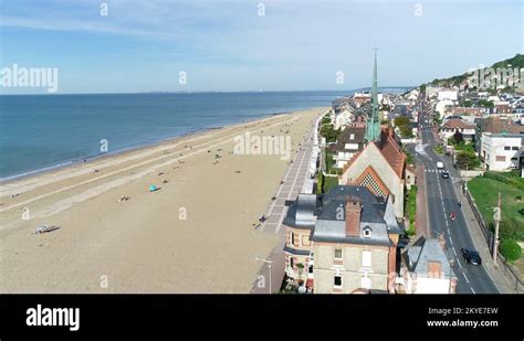 Houlgate beach Stock Videos & Footage - HD and 4K Video Clips - Alamy