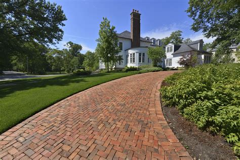 The Basics of a Brick Paver Driveway